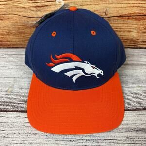 Vintage 1990s Denver Broncos NFL Football Snapback Hat